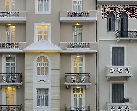 فندق The Modernist 4*