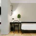 The Modernist 4*