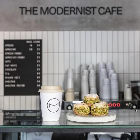 Отель The Modernist