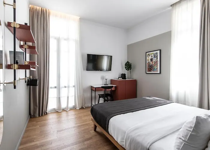 Otel The Modernist