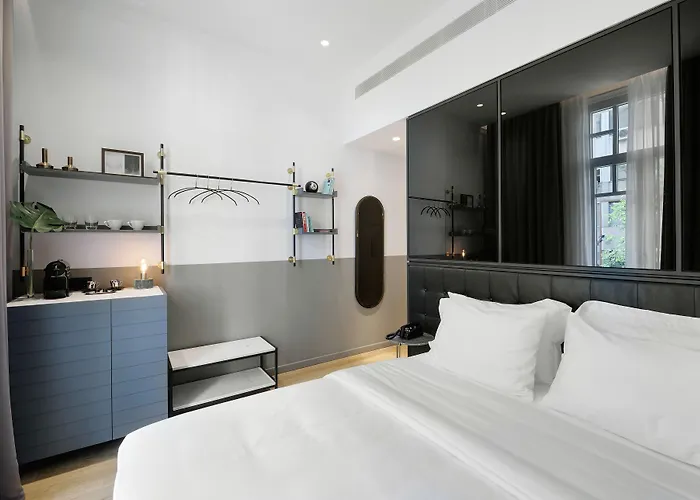 The Modernist Hotel