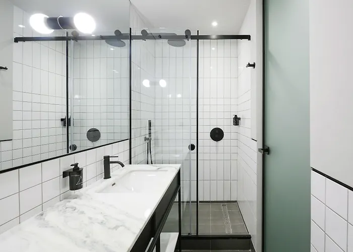 The Modernist Hotell 4*